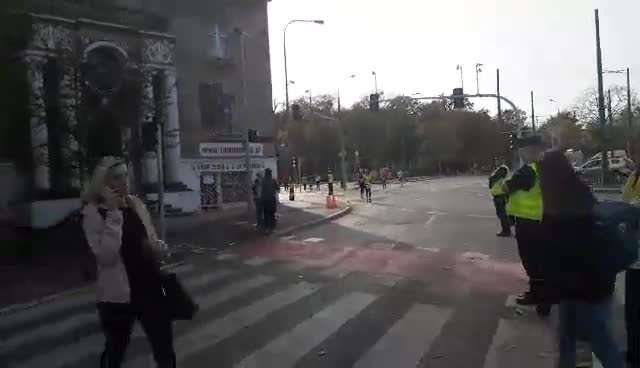 video-1571596687