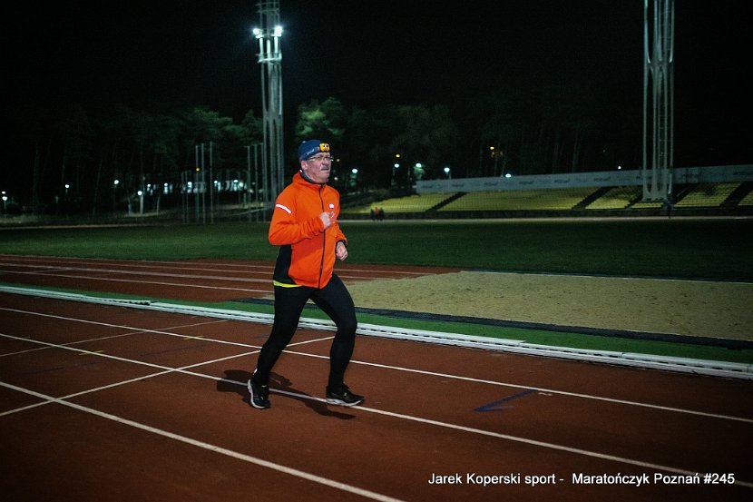 245Maratonczyk--(205)