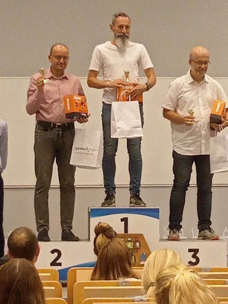 292039262_1071677380441803_40914731279386459_n