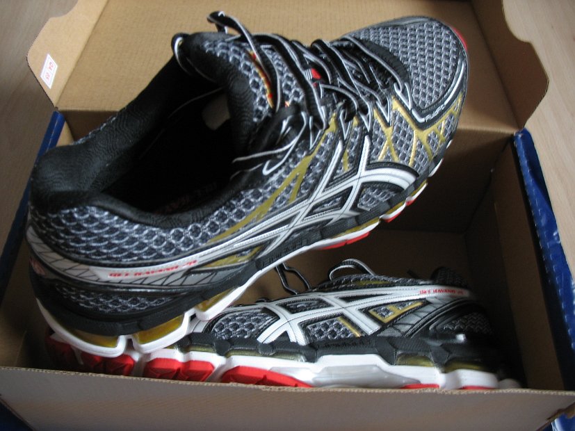 asics GEL-KAYANO 20